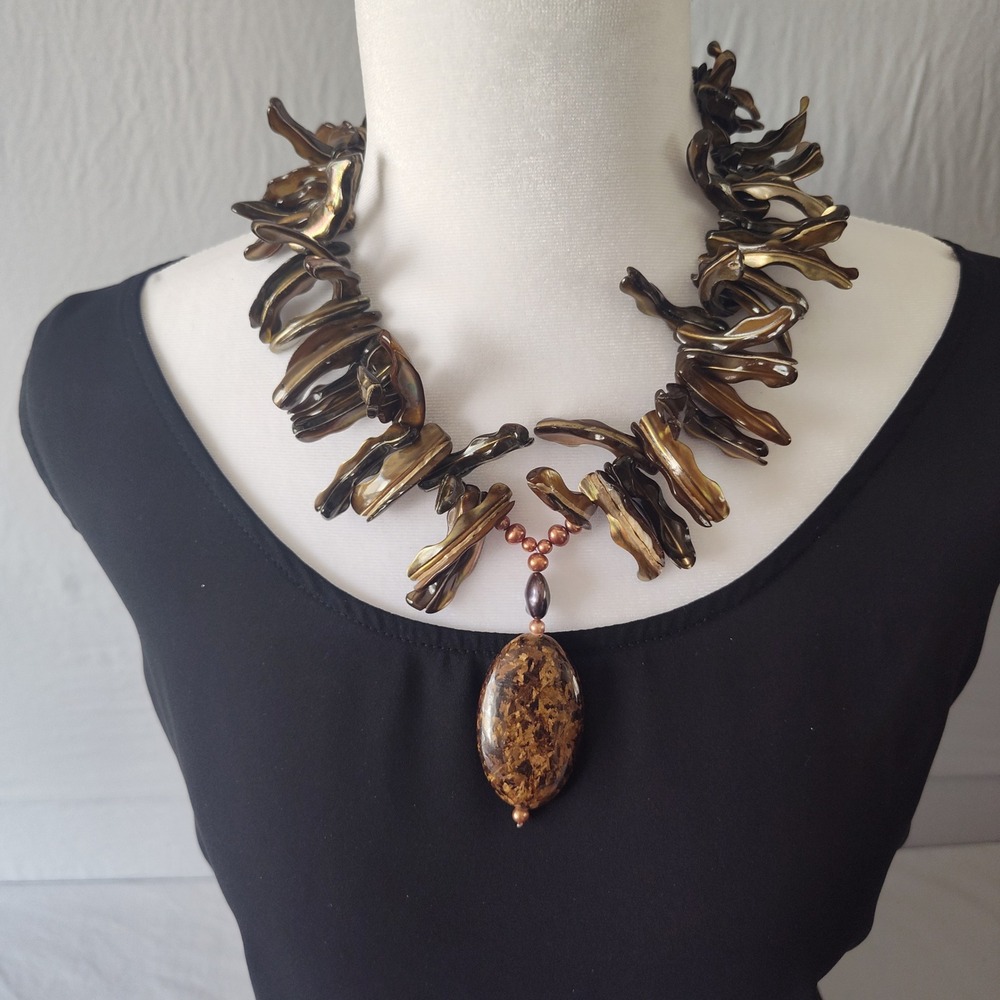 Vintage 1980s Bronze Shell Shard Statement Necklace Jasper Pendant 22in
